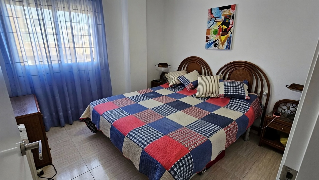 Piso en venta en Calle Amplaries, 27 — Baño