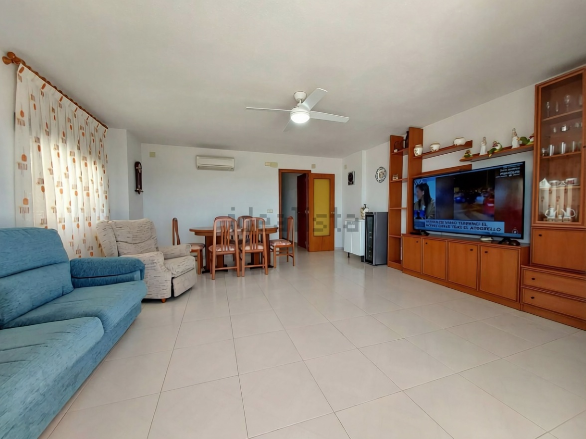 Piso en venta en Paseo Marítim del Mediterrani, 45 — Living room