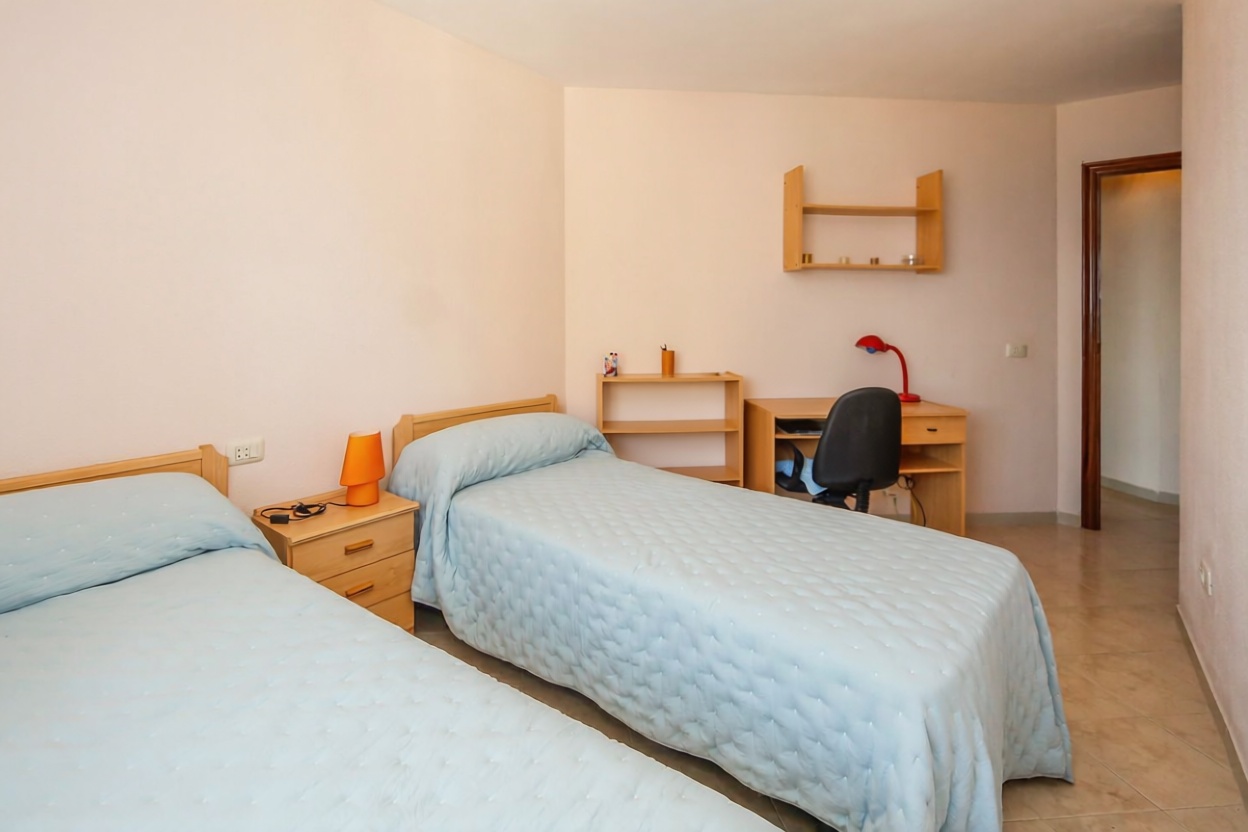 Piso en venta en Calle del Doctor Bellido — Bedroom