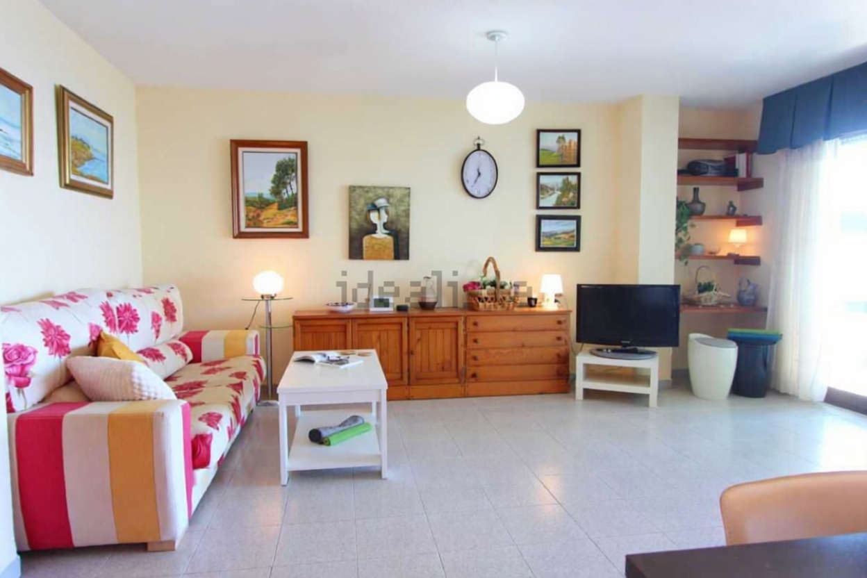Piso en venta en Paseo Marítim del Rei, 3 — Living room