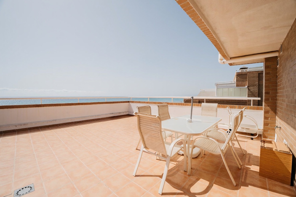 Piso en venta en Calle Amplaries
