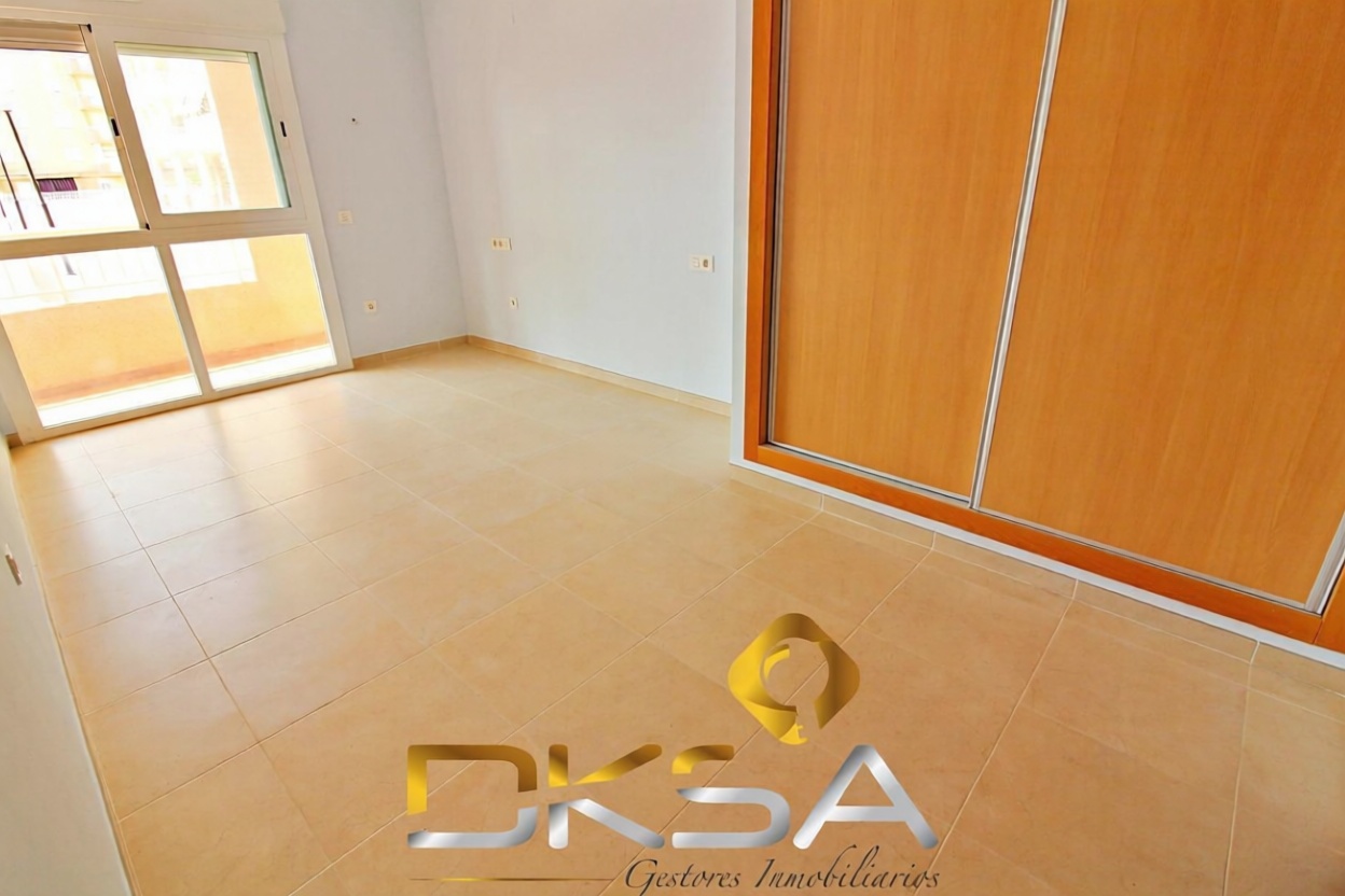 Piso en primera línea de playa en Oropesa del Mar — Dormitorio