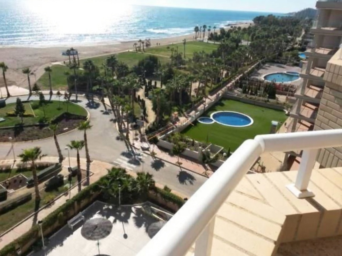 Piso en venta en Cala Blanca