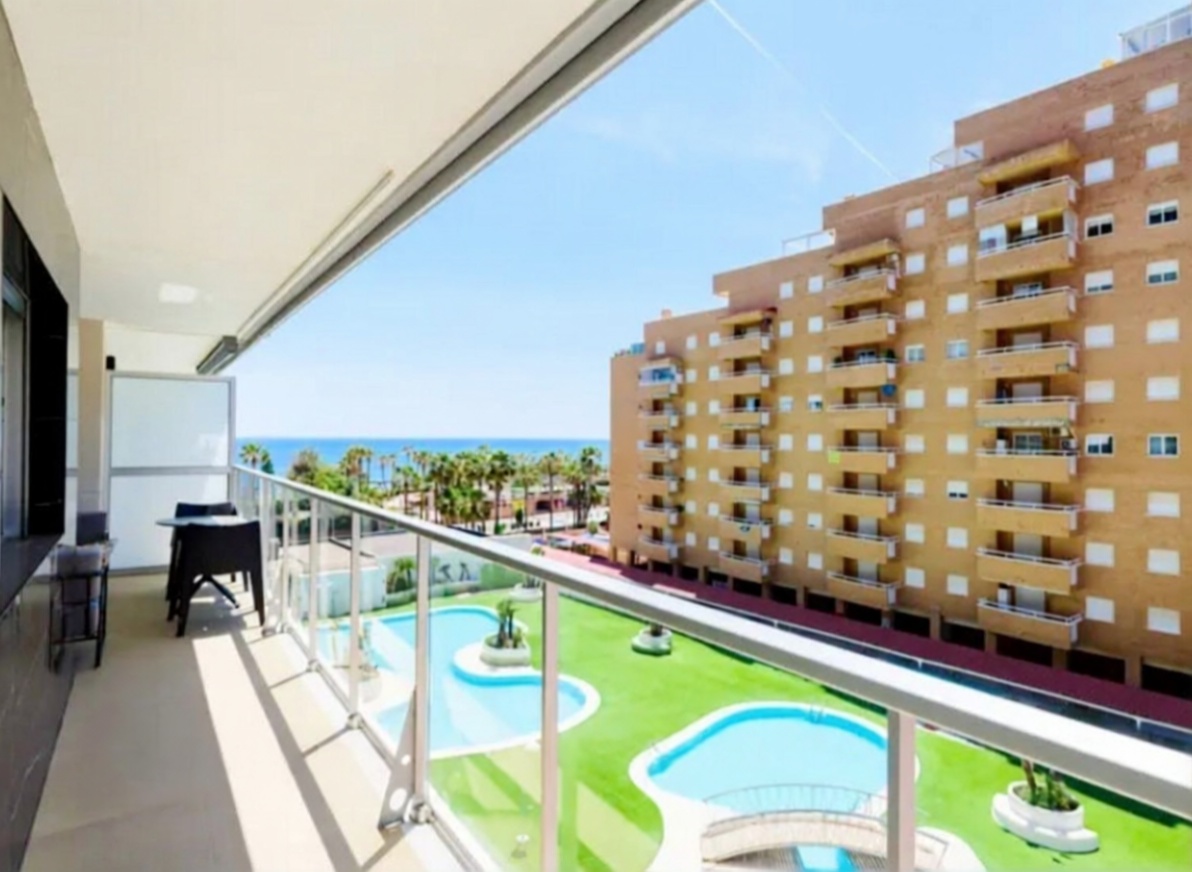 Piso en venta en Calle Amplaries