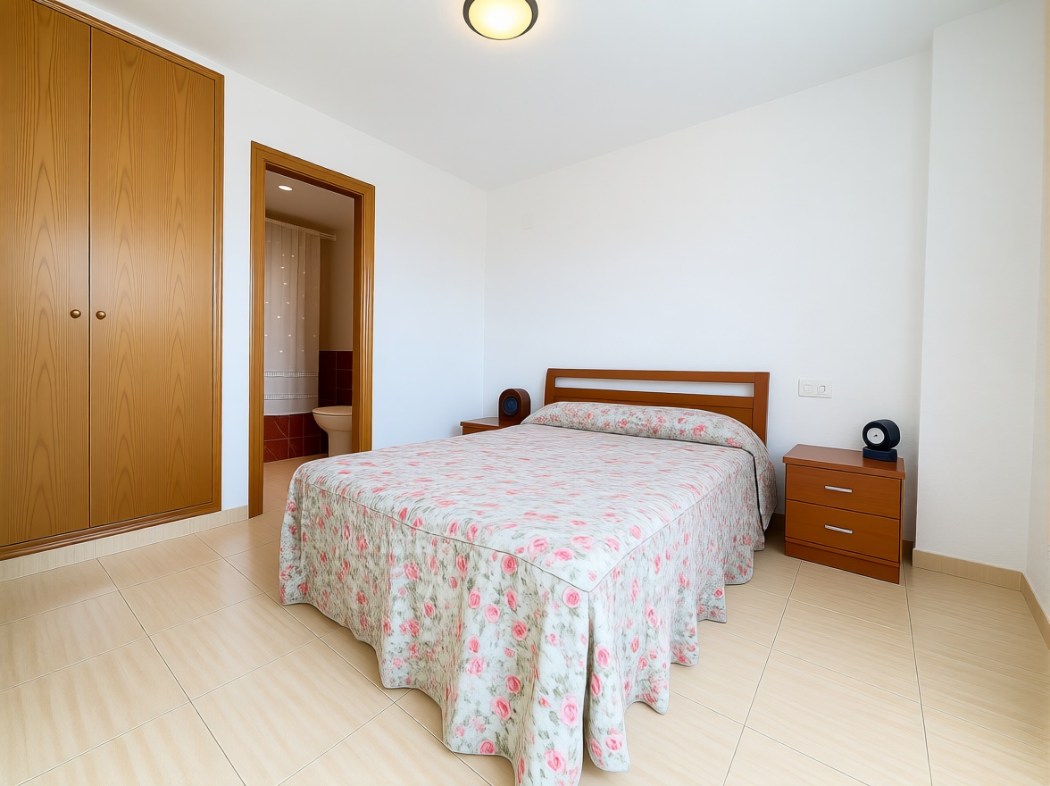Piso en venta en CL Amplaries, 27 — Bedroom