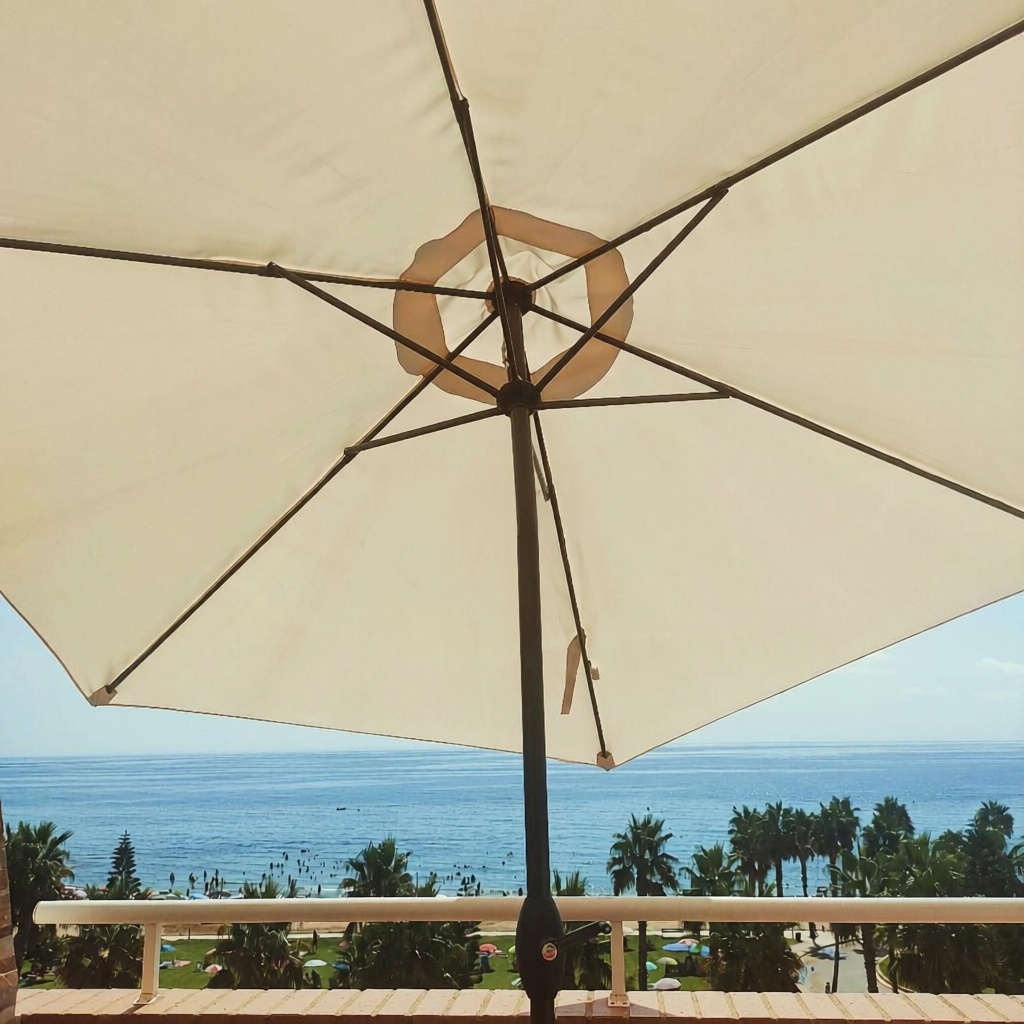 Piso en venta en Calle Amplaries, 35