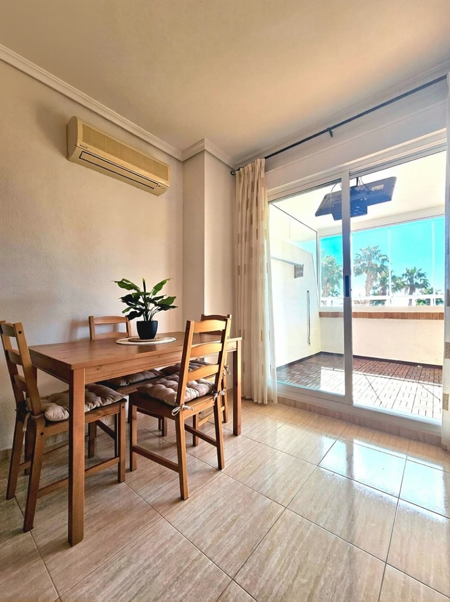 Piso en venta en Costa Marina — Living room