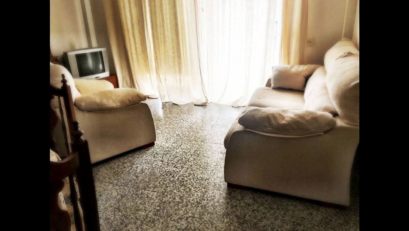 Piso en venta en Calle Cervantes, 3 — Living room