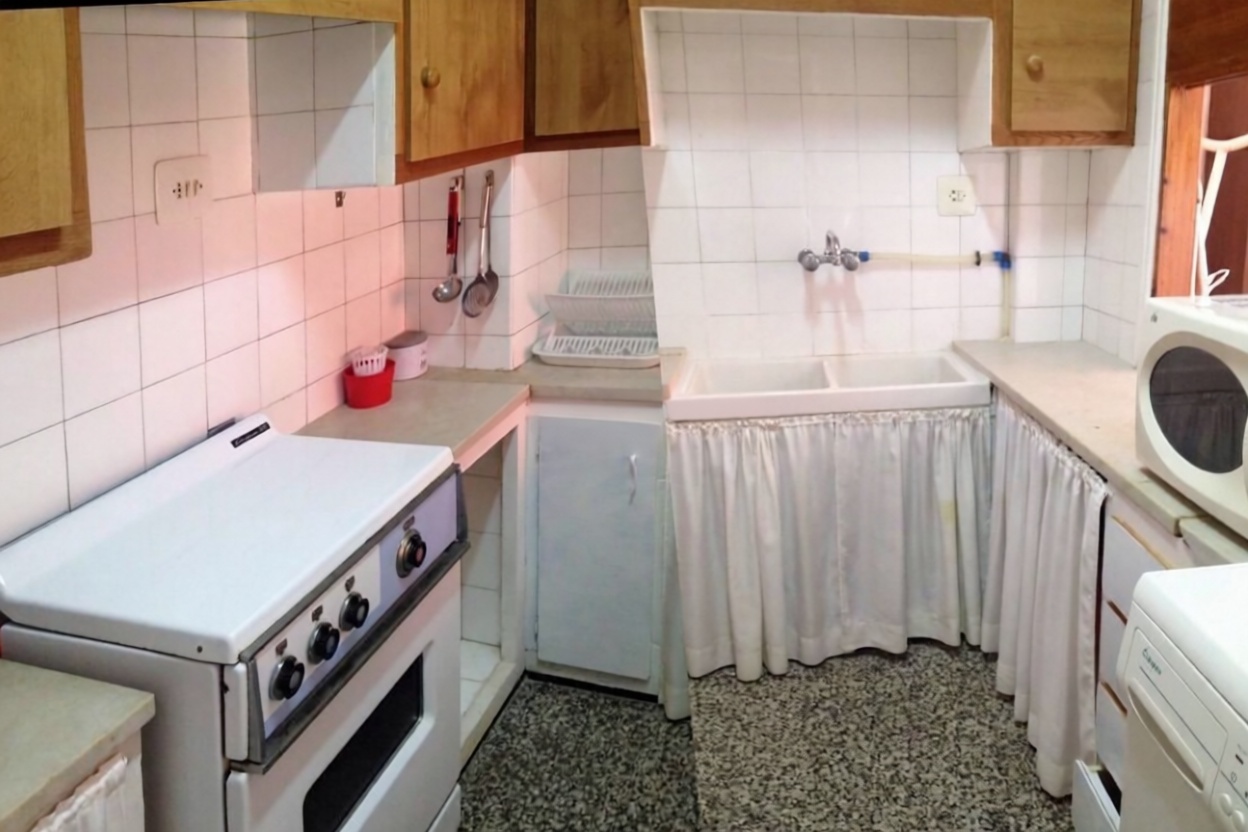 Piso en venta en Calle Cervantes, 3 — Kitchen