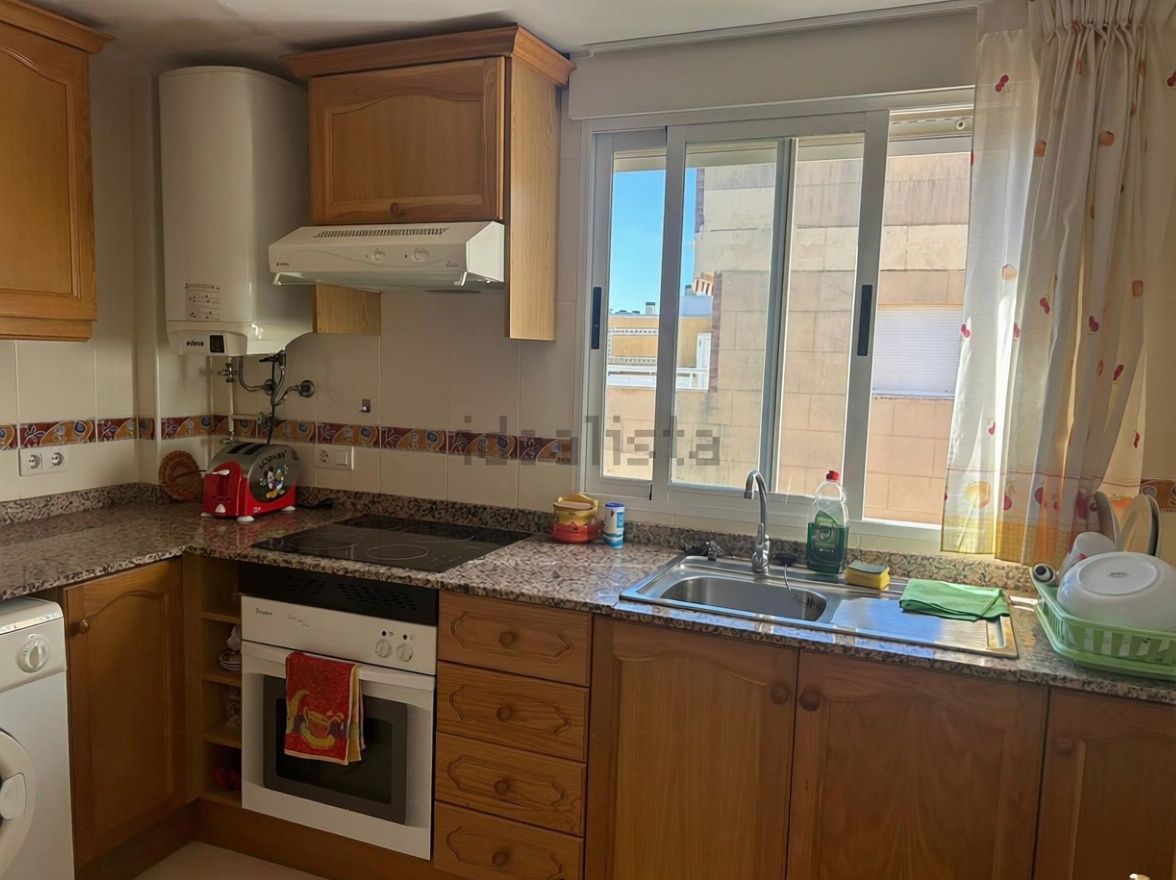 Ático en venta en Calle Amplaries — Kitchen