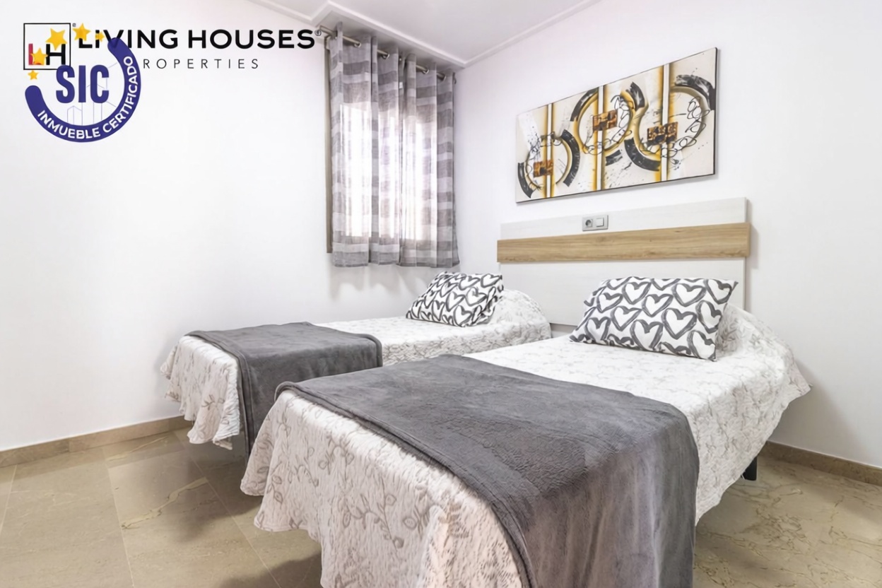 Piso en venta en Calle de Rafael Alberti, 1 — Schlafzimmer