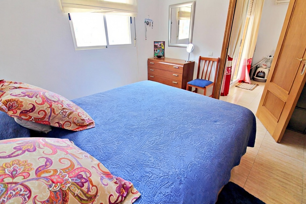 Piso en venta en Calle Amplaries — Schlafzimmer