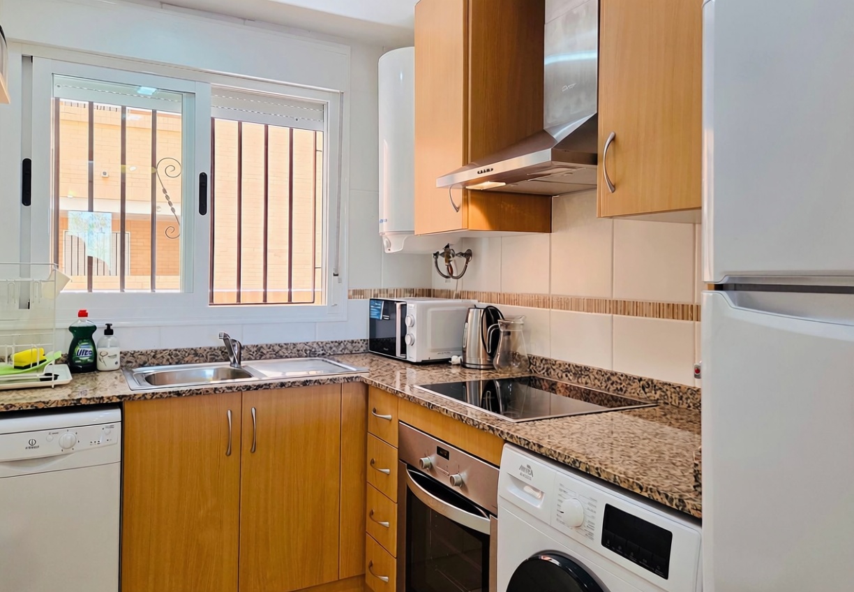 Piso en venta en Calle Amplaries, 47 — Küche
