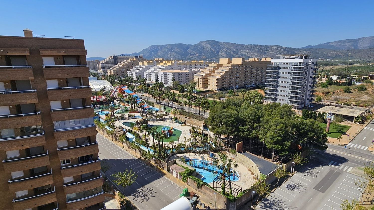 Piso en venta en Calle Amplaries, 23