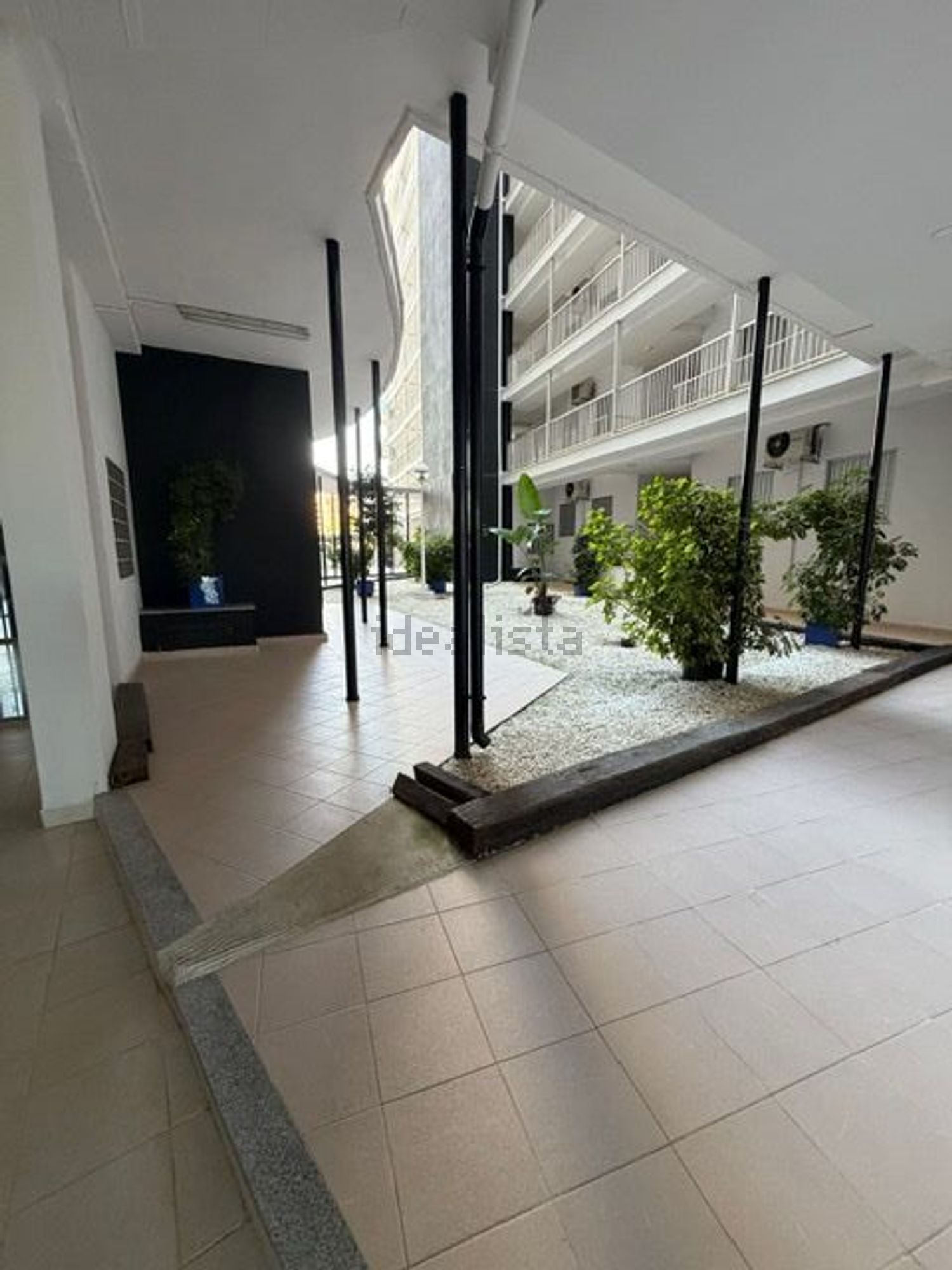 Piso en venta en Calle Amplaries, 31