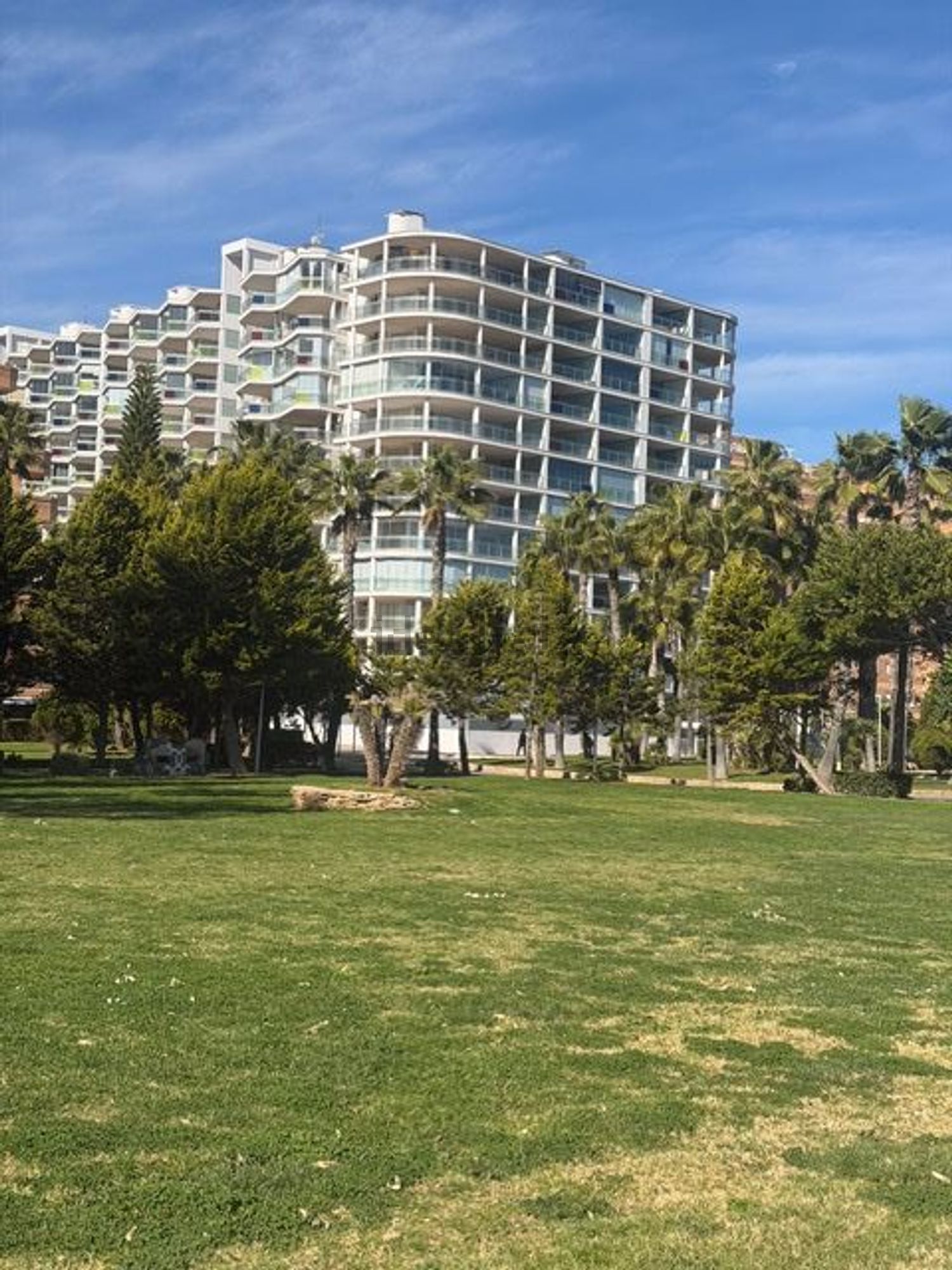 Piso en venta en Calle Amplaries, 31