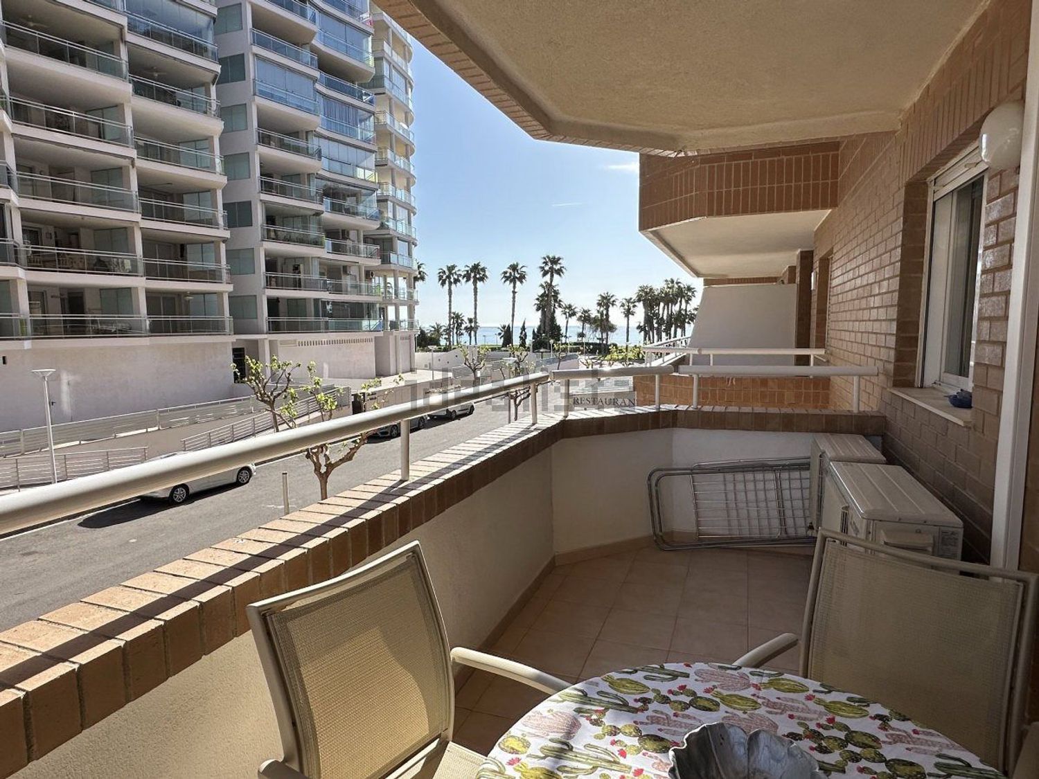 Piso en venta en Calle Amplaries, 29