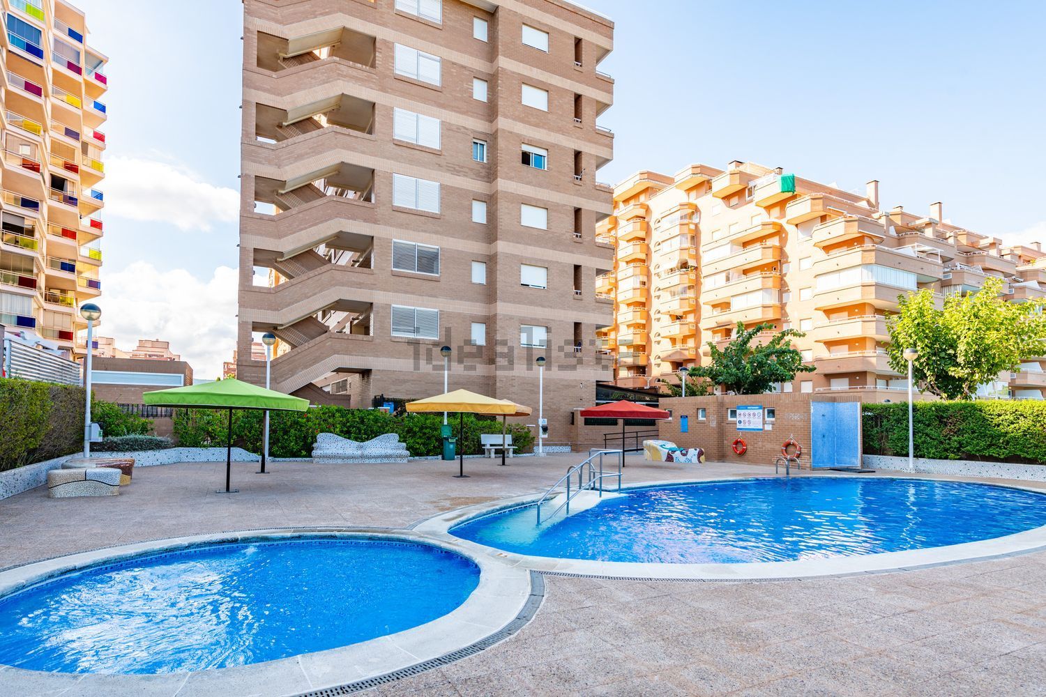Piso en venta en Amplaries, 33