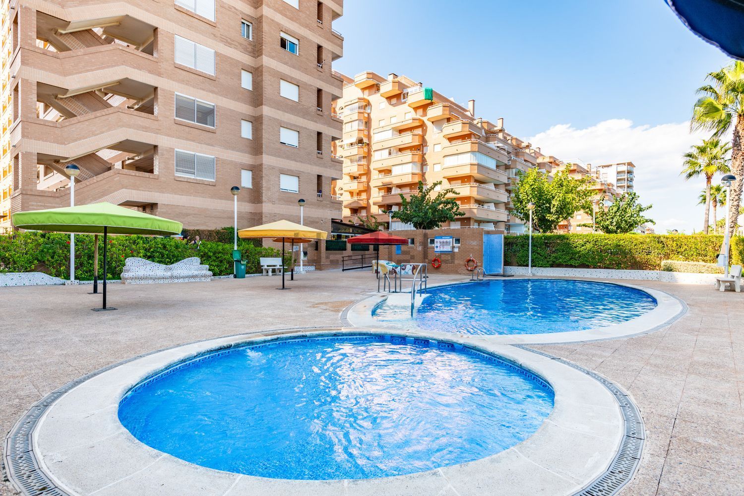 Piso en venta en Amplaries, 33