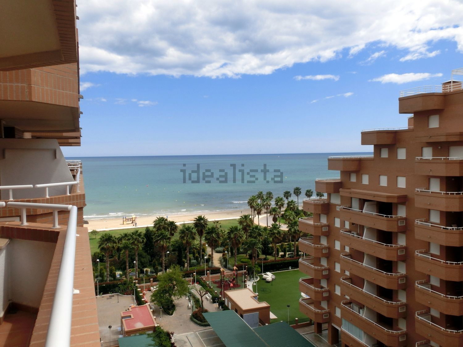 Piso en venta en Calle Amplaries, 37