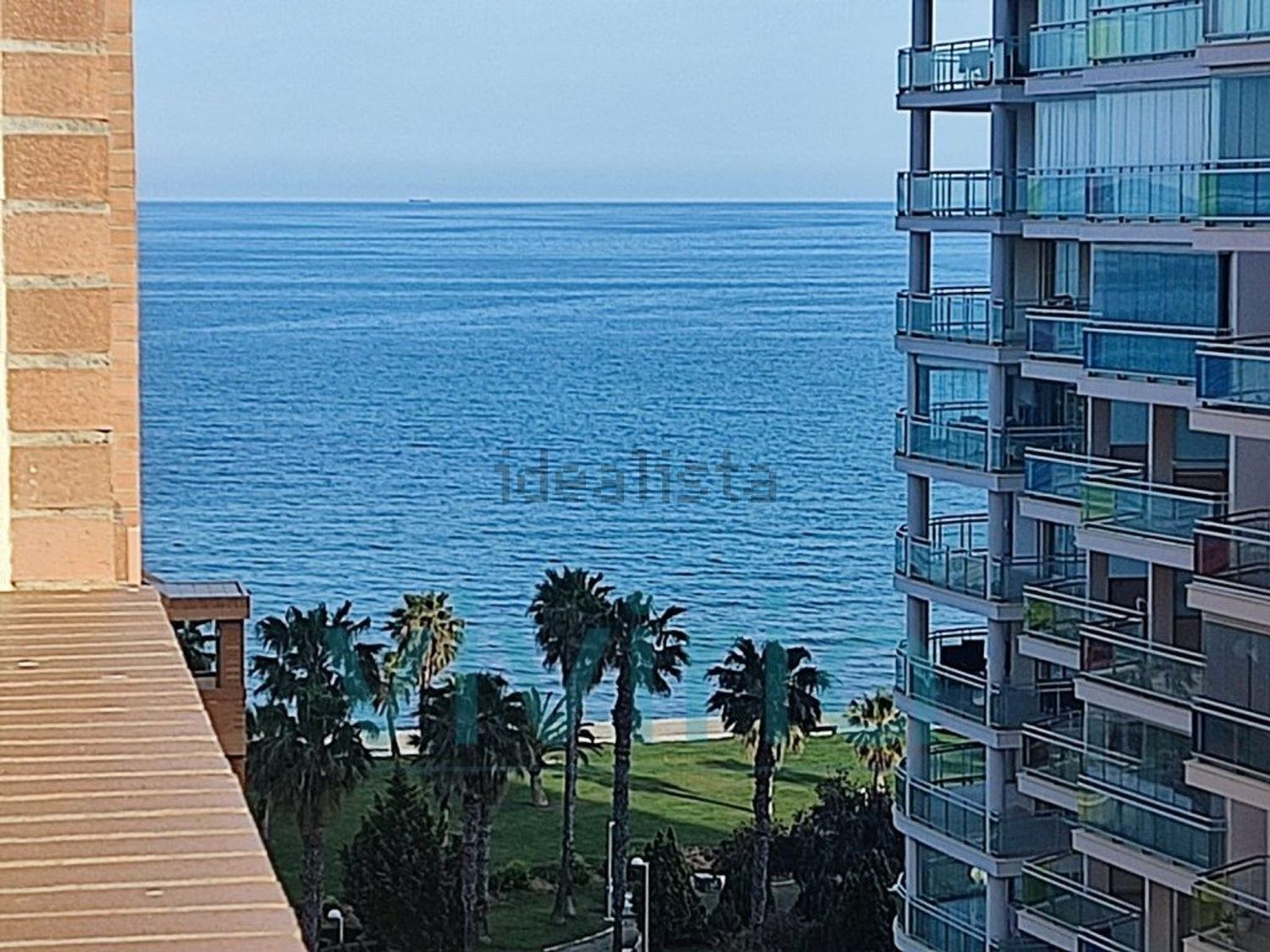 Piso en venta en Calle Amplaries