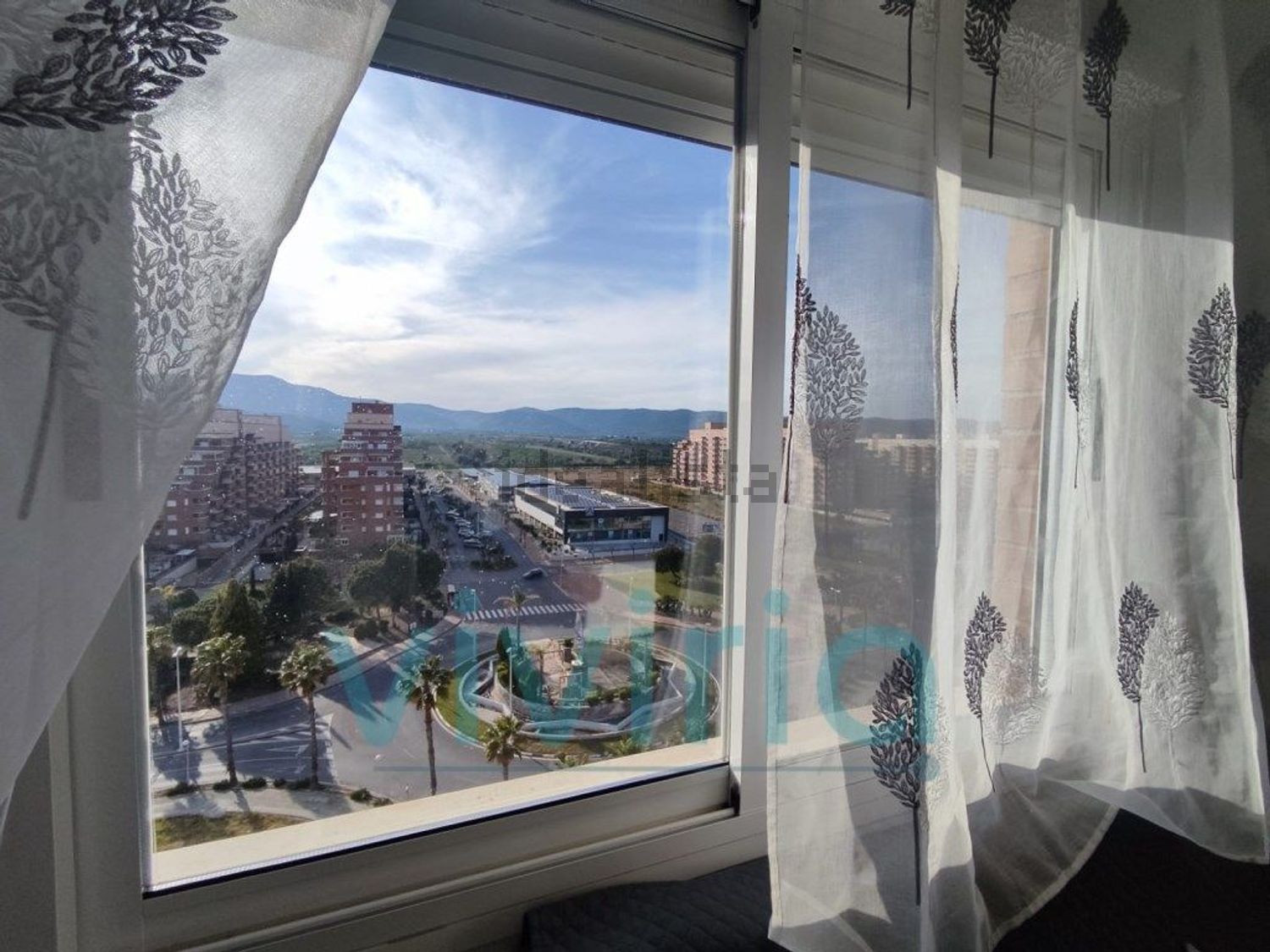 Piso en venta en Calle Amplaries