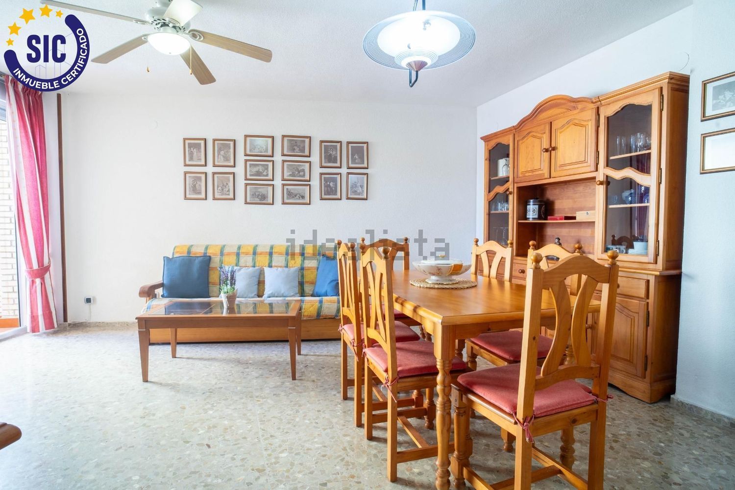 Piso en venta en Calle Almeria, 26