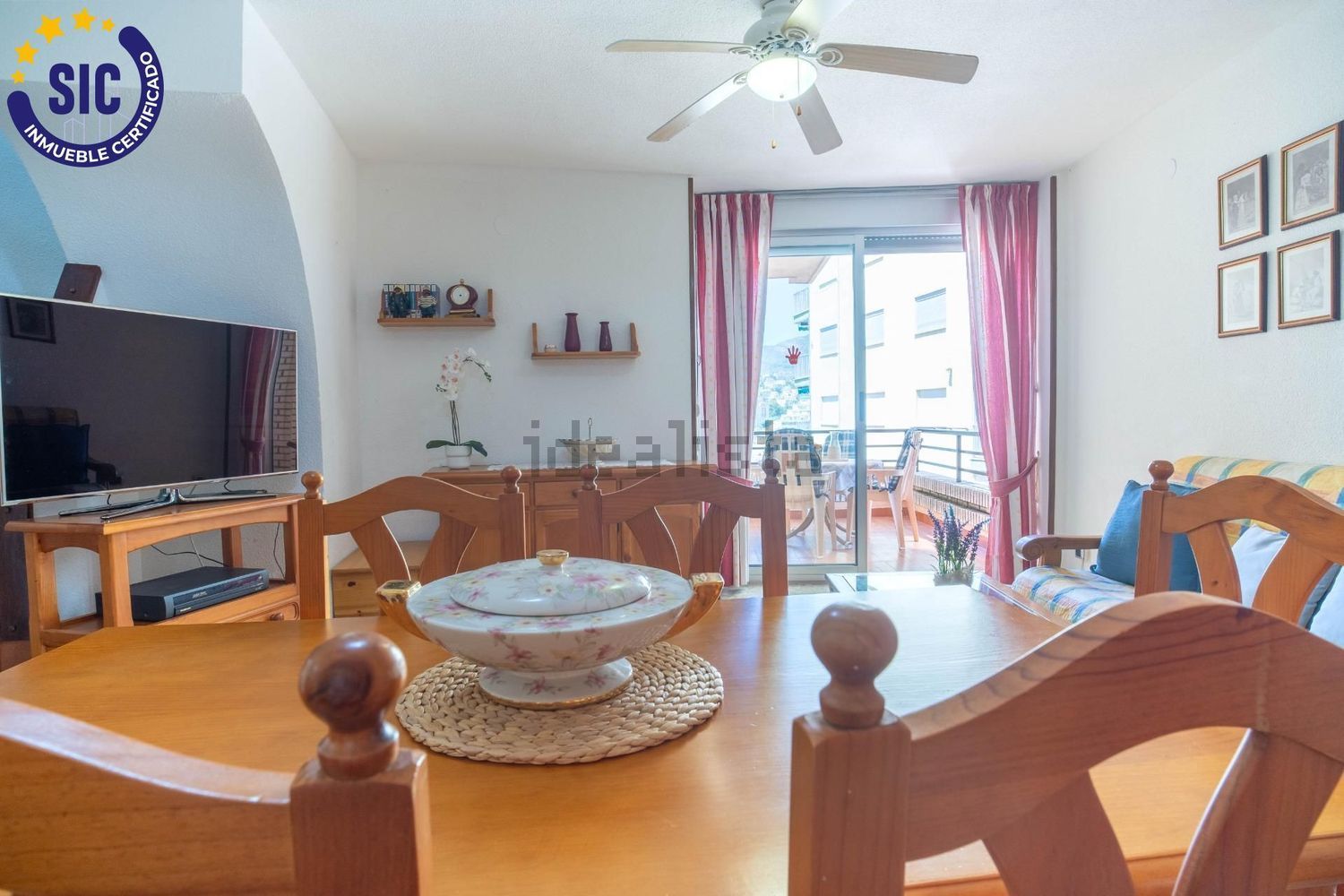 Piso en venta en Calle Almeria, 26