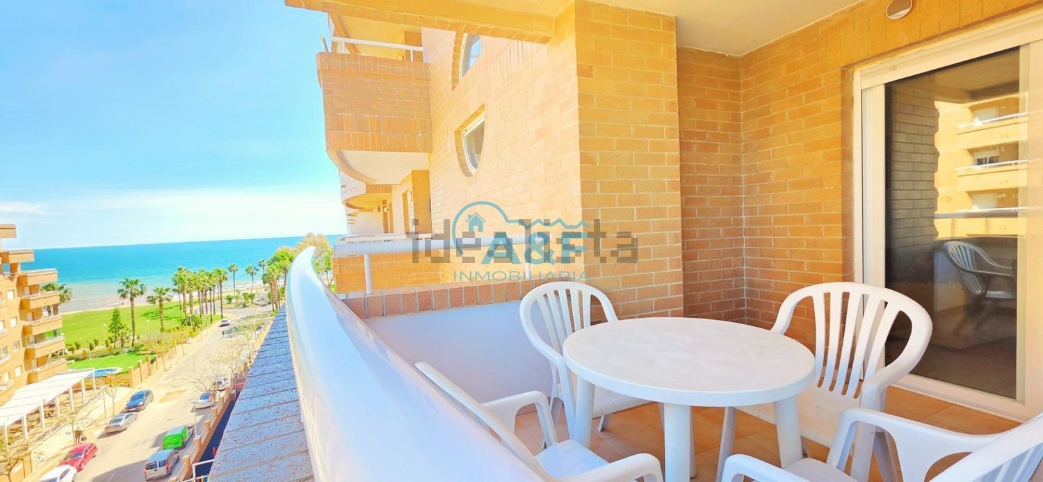 Piso en venta en Calle Amplaries