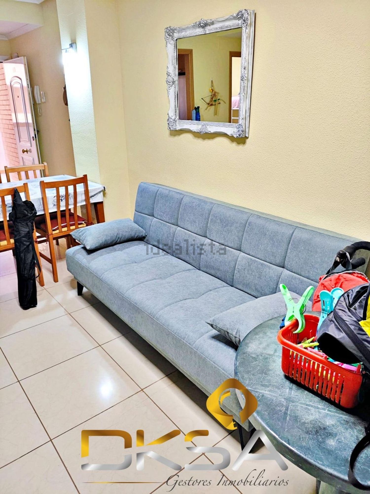Piso en venta en Calle Amplaries