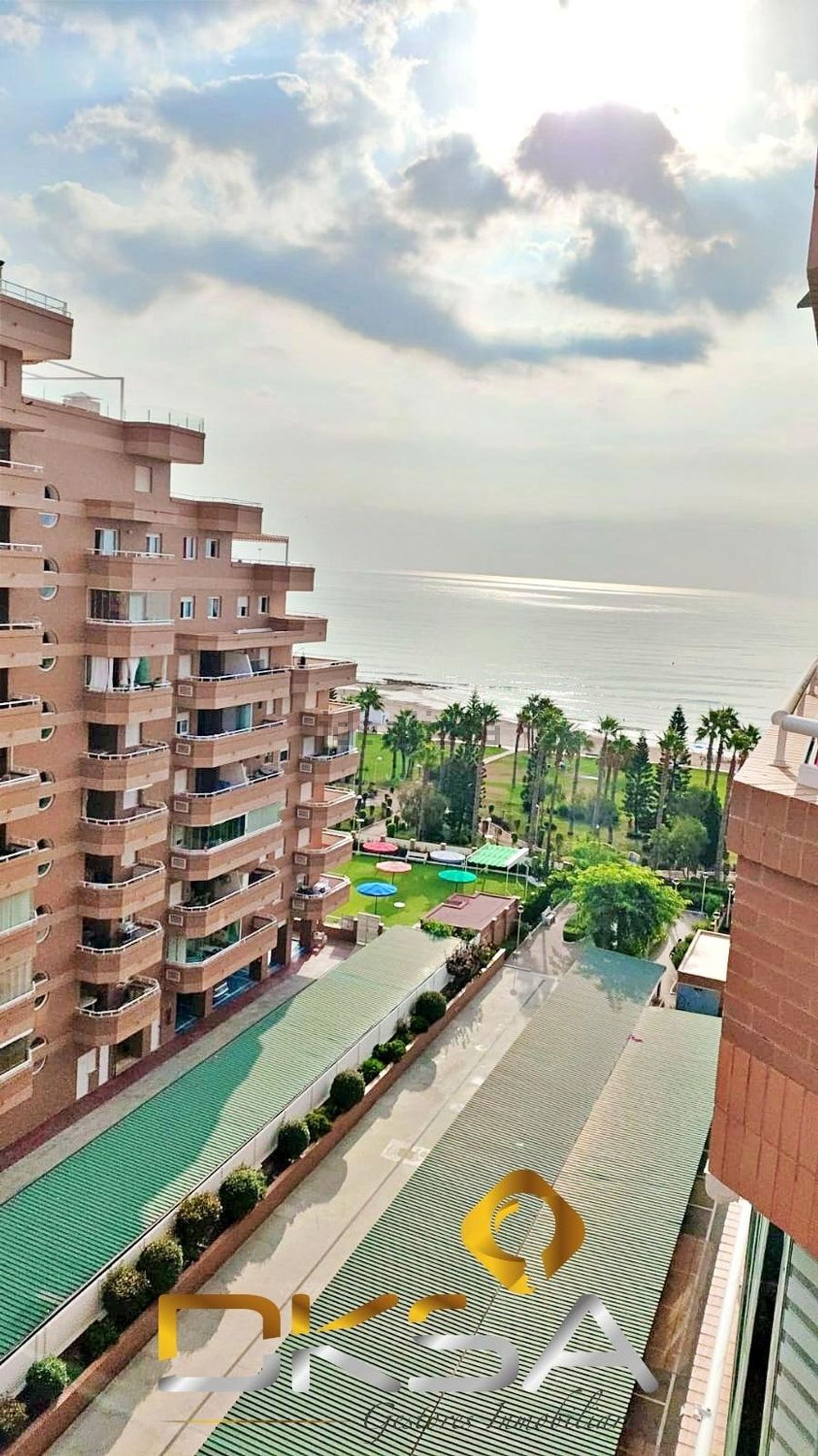 Piso en venta en Calle Amplaries