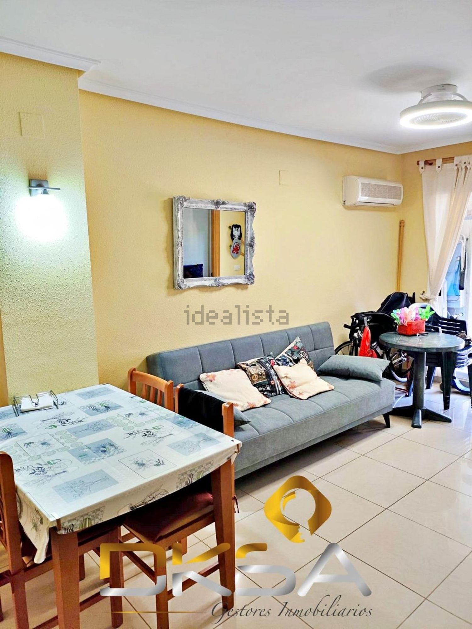 Piso en venta en Calle Amplaries