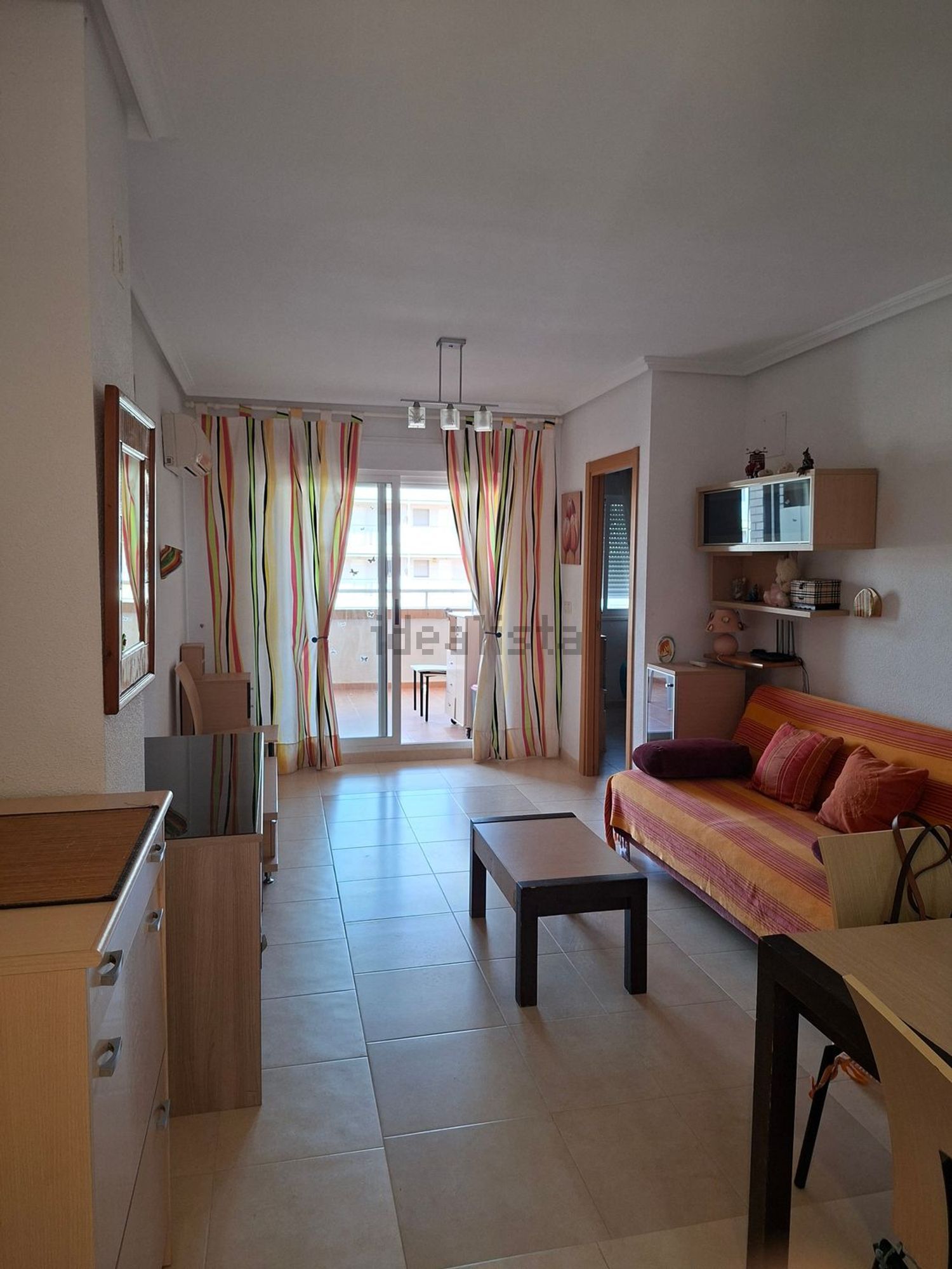 Piso en venta en Calle Amplaries, 37