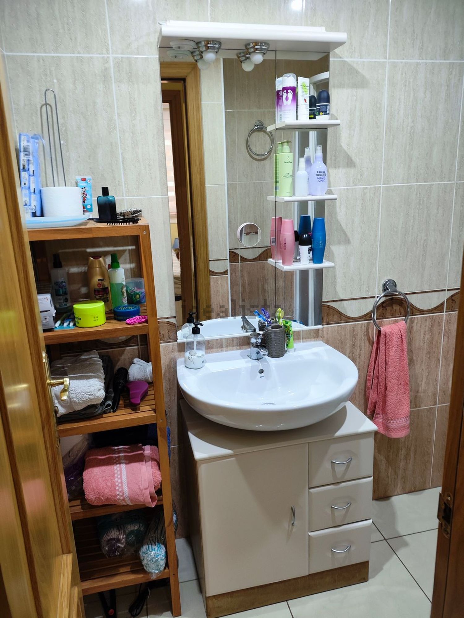 Piso en venta en Calle Amplaries, 35