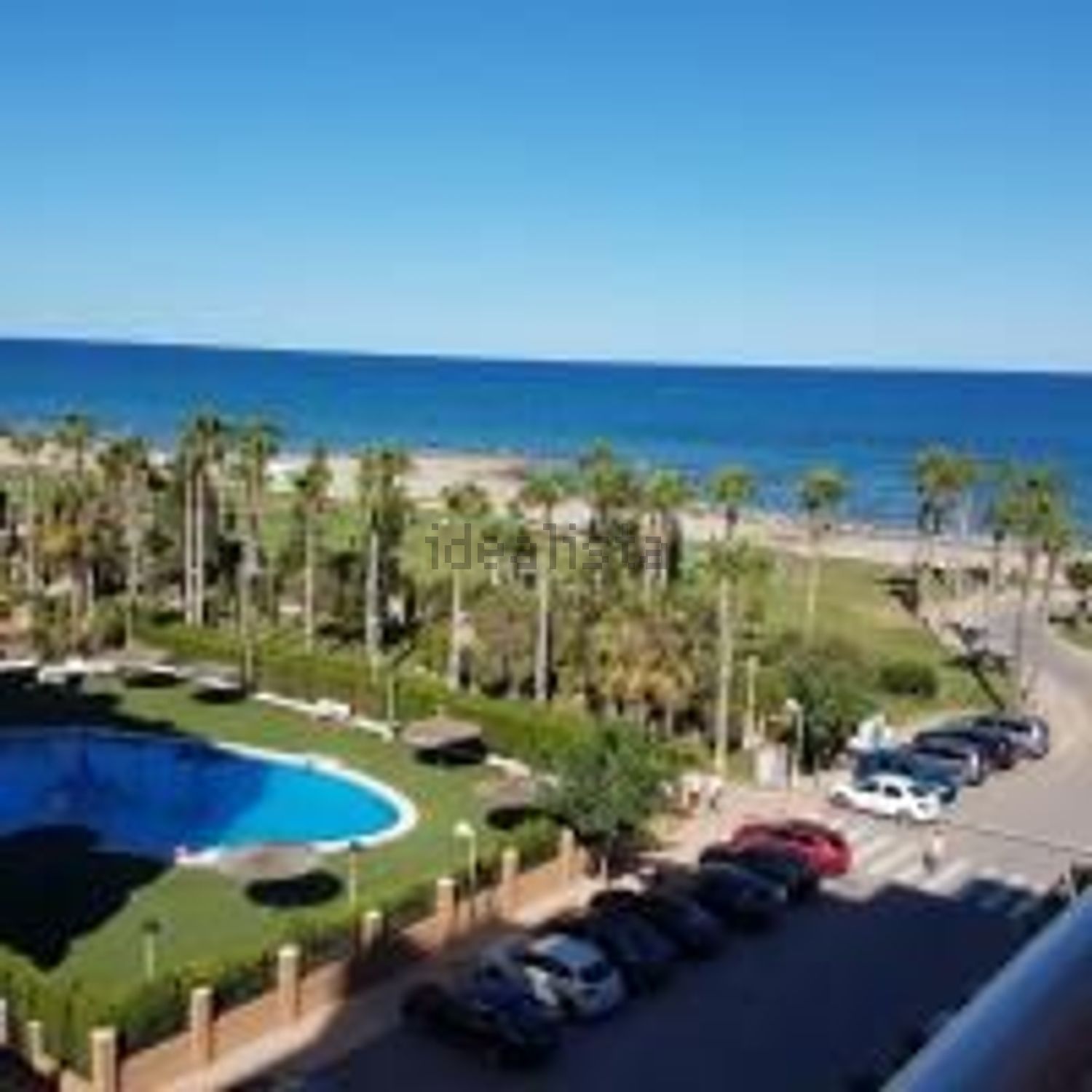 Piso en venta en Calle Amplaries, 33
