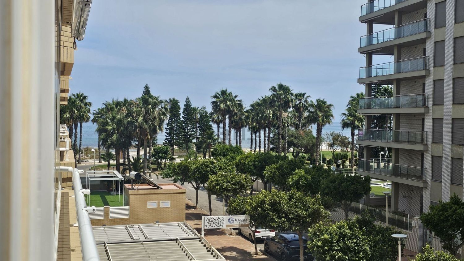 Piso en venta en Calle Amplaries, 41