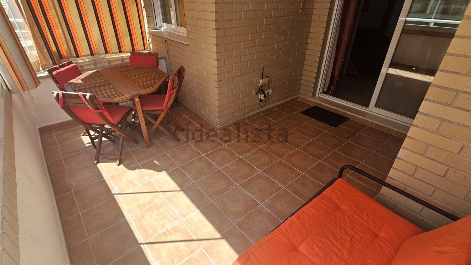 Piso en venta en Calle Amplaries, 41