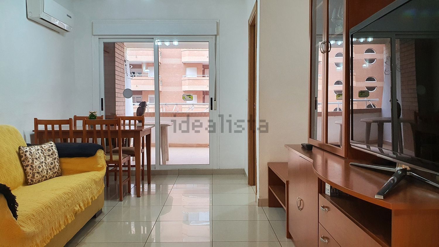 Piso en venta en Calle Amplaries, 35