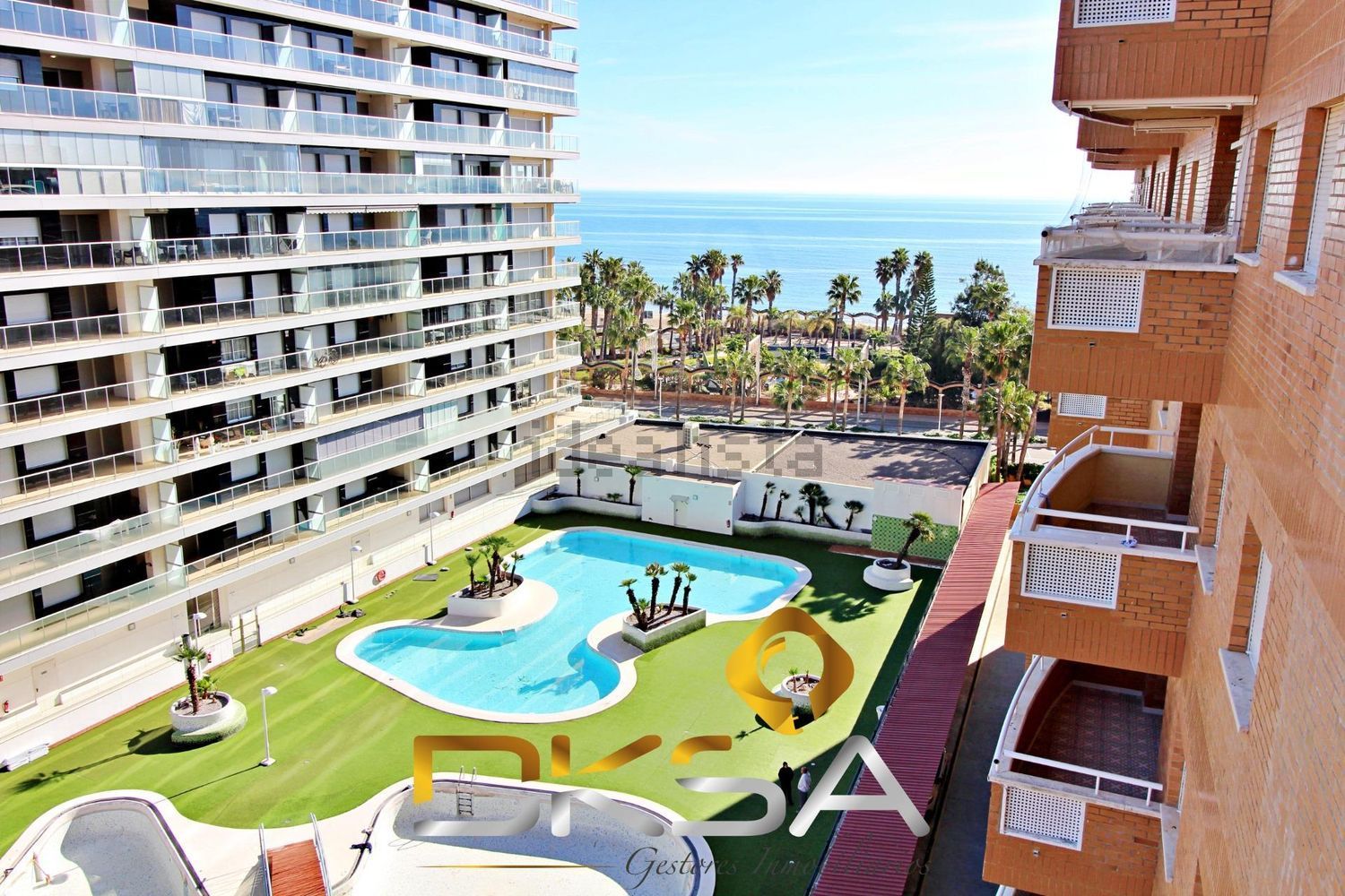 Piso en venta en Calle Amplaries