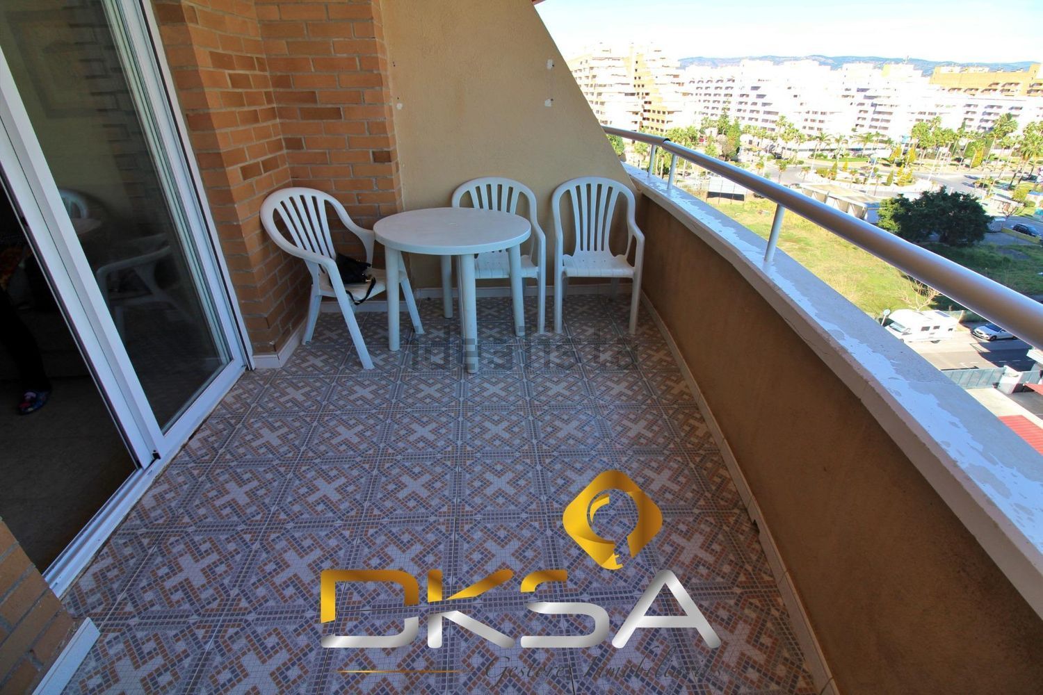 Piso en venta en Calle Amplaries