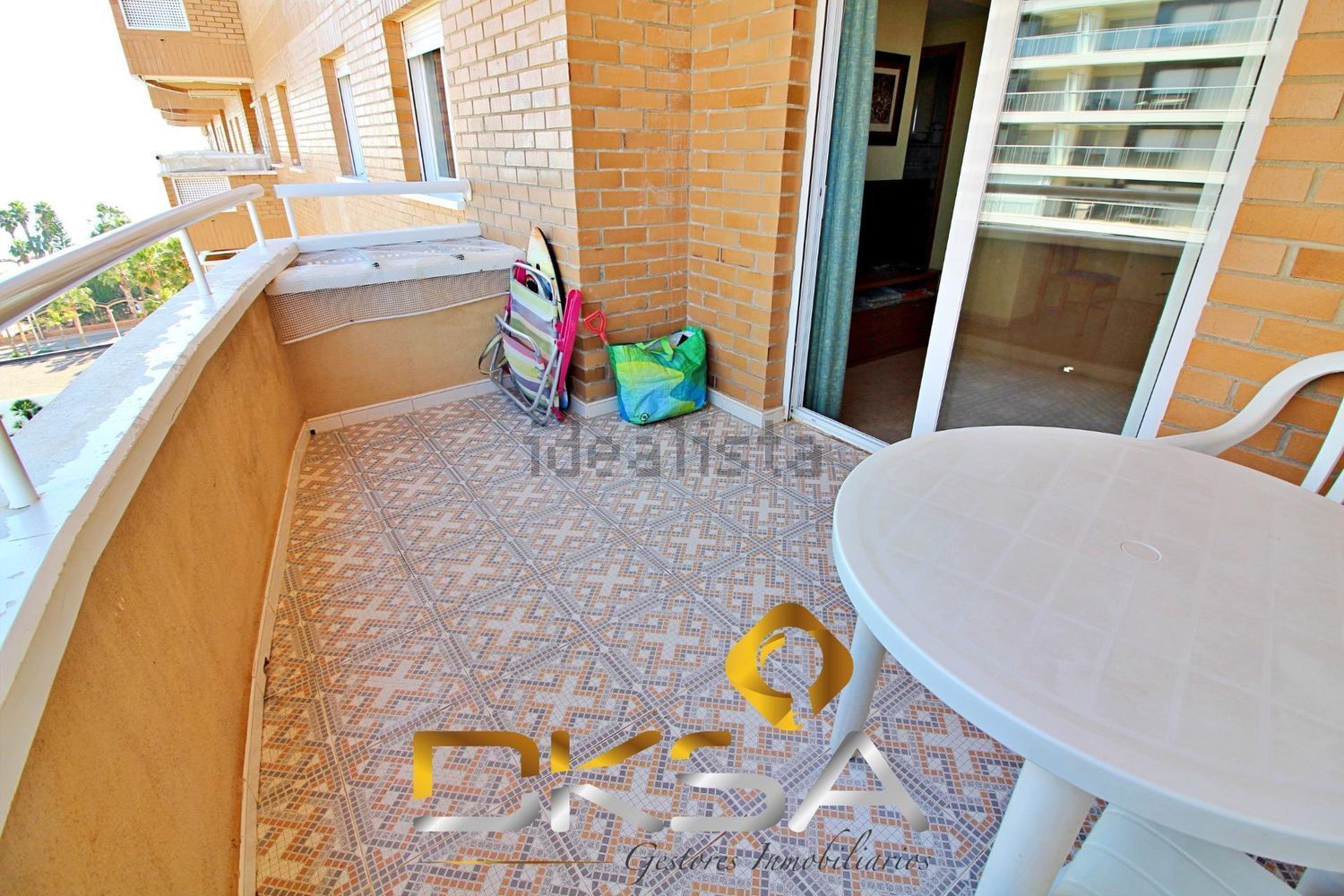 Piso en venta en Calle Amplaries