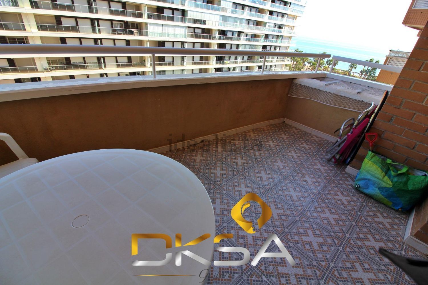 Piso en venta en Calle Amplaries