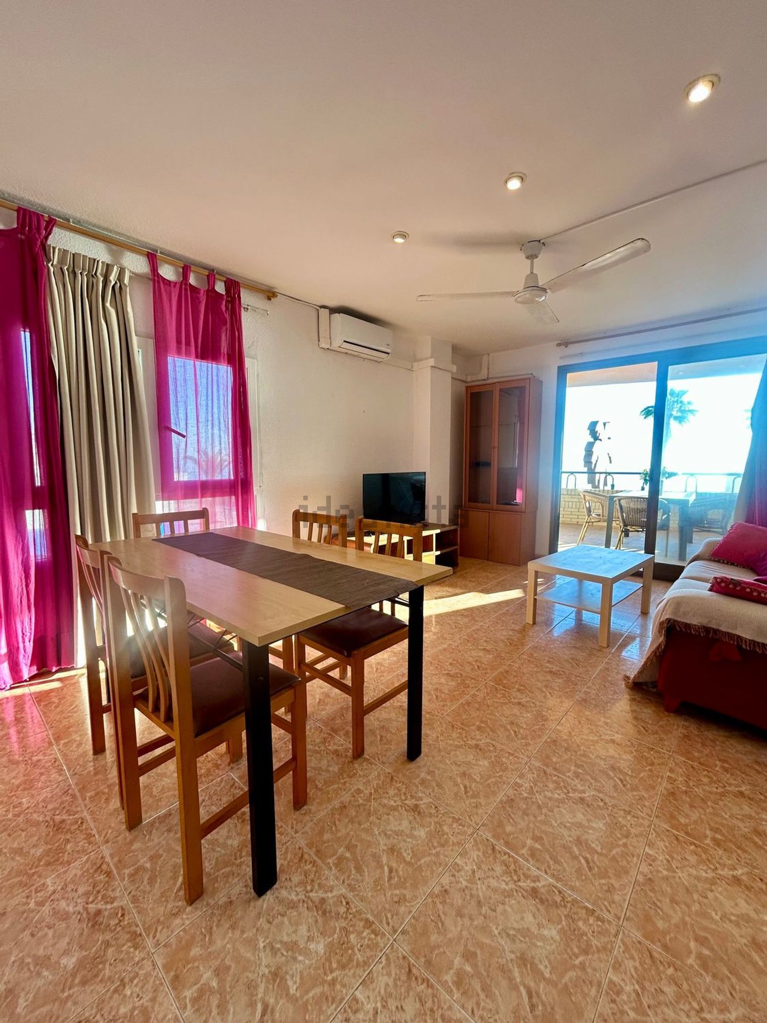 Piso en venta en Paseo Marítim del Mediterrani