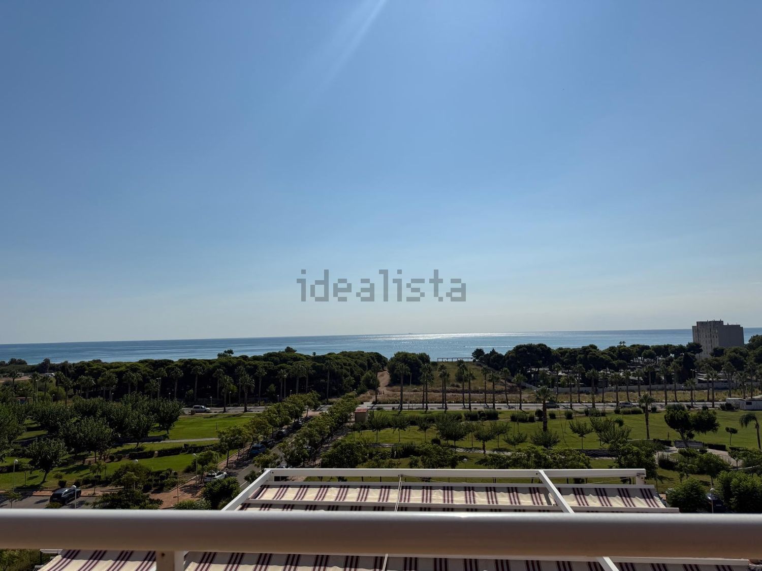 Piso en venta en Avenida Central, 52