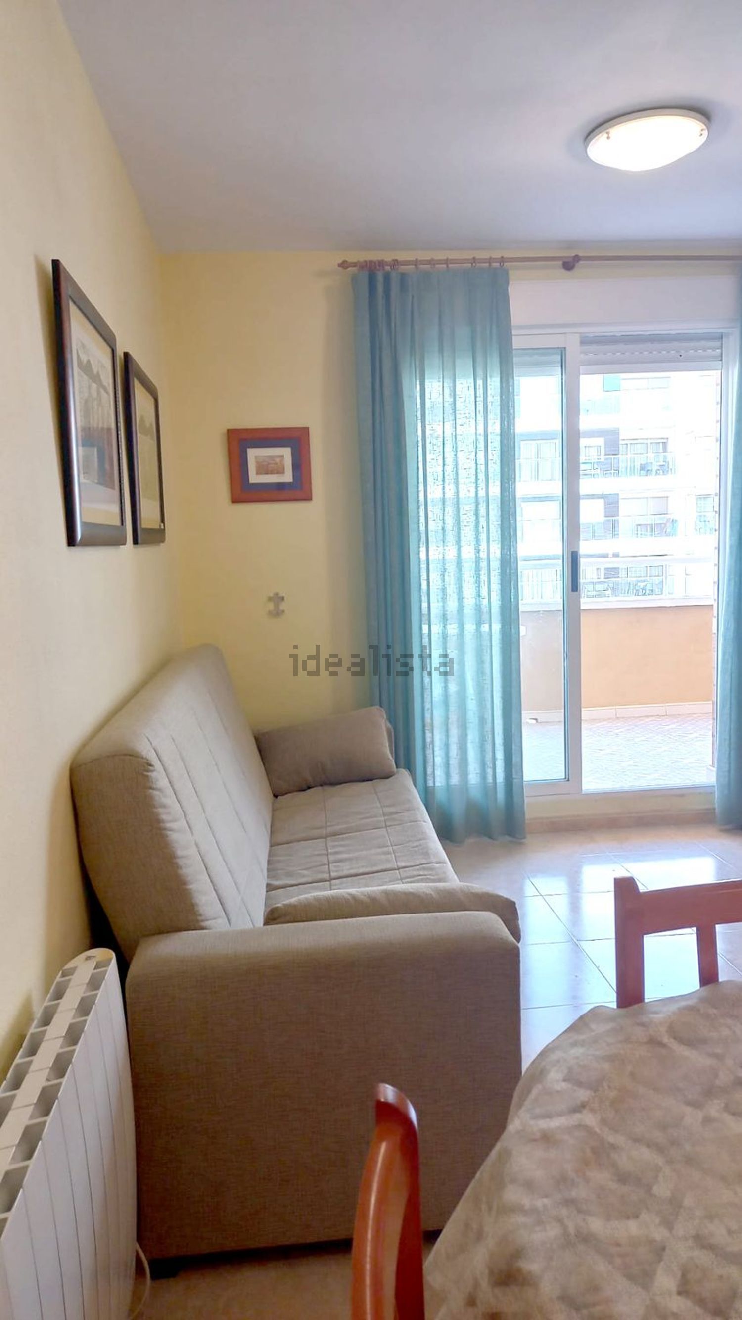 Piso en venta en Calle Amplaries, 1 -2-3