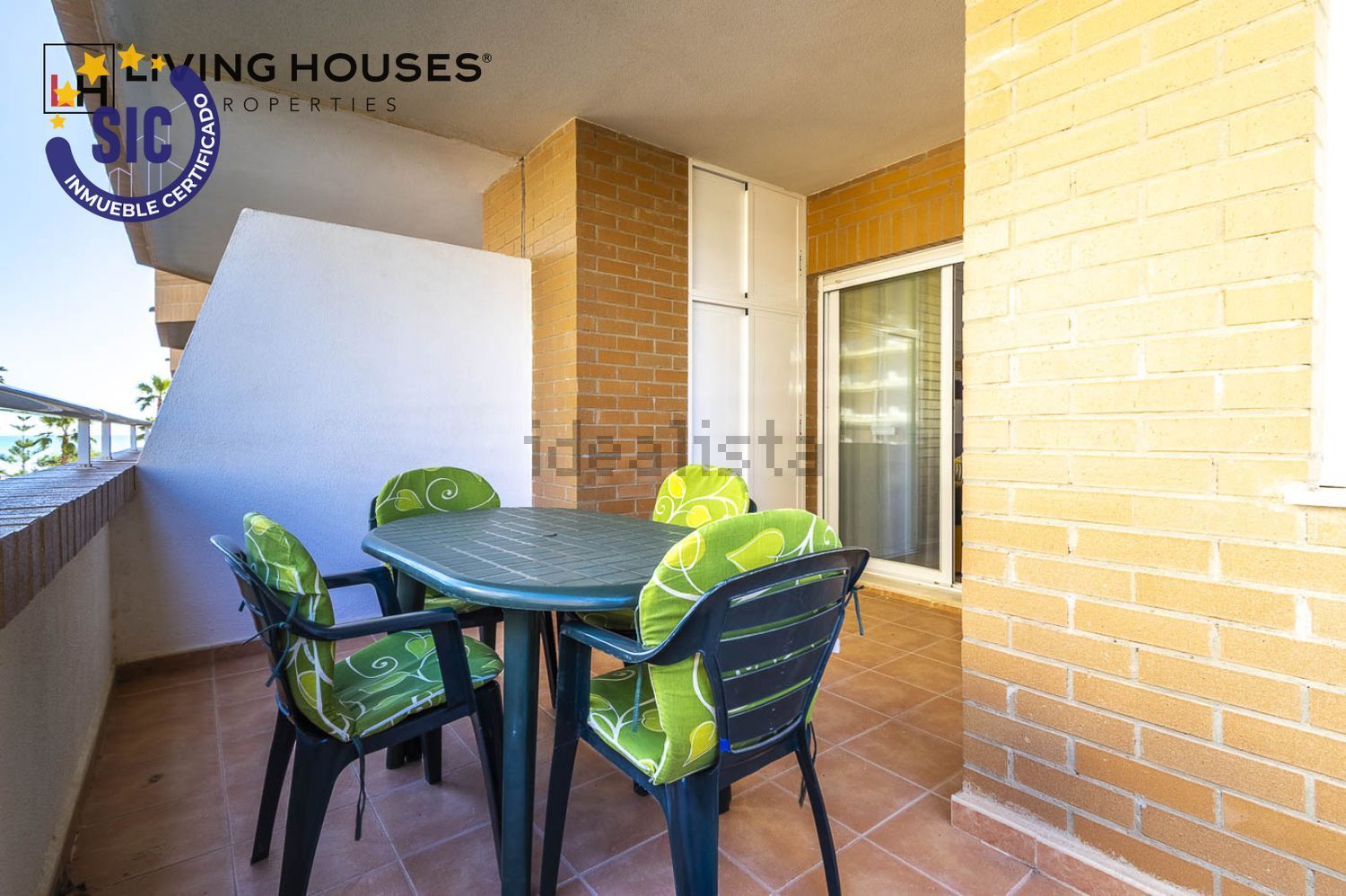 Piso en venta en Calle Amplaries, 37