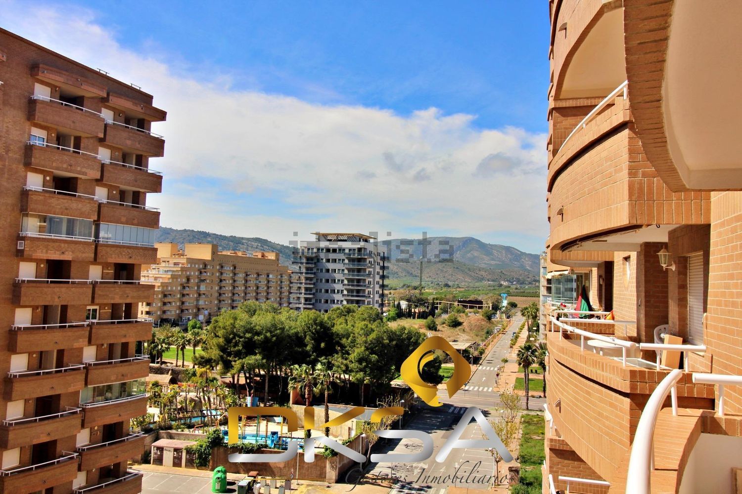 Piso en venta en Calle Amplaries