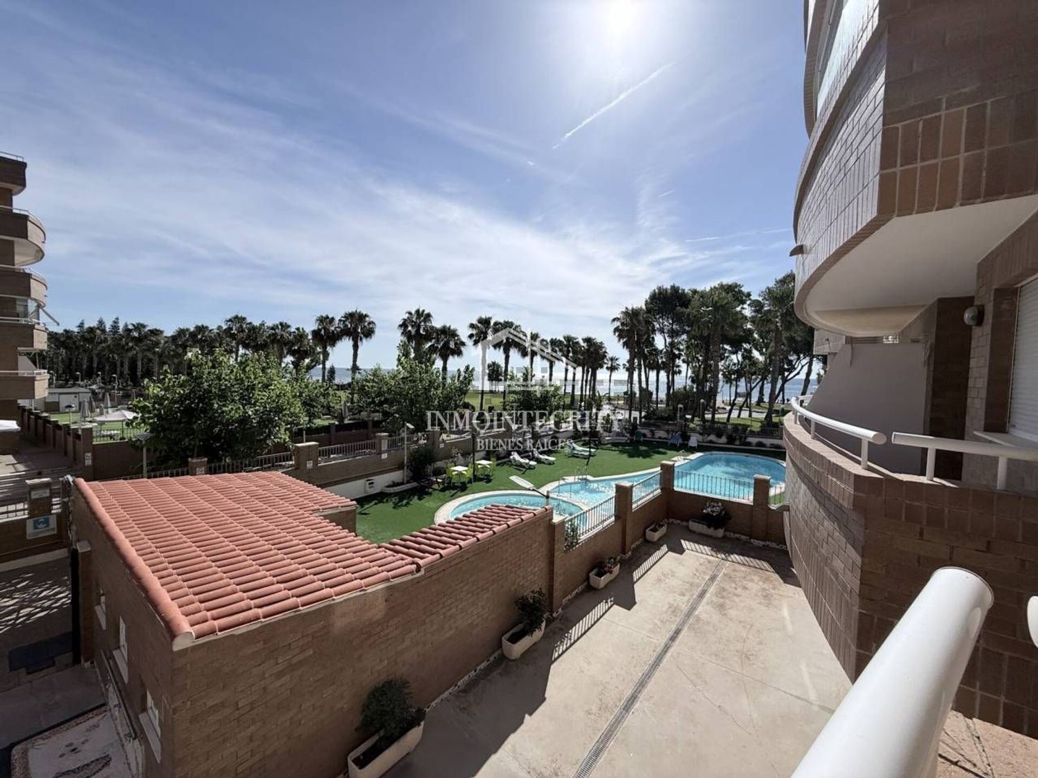 Piso en venta en Calle Amplaries, 25