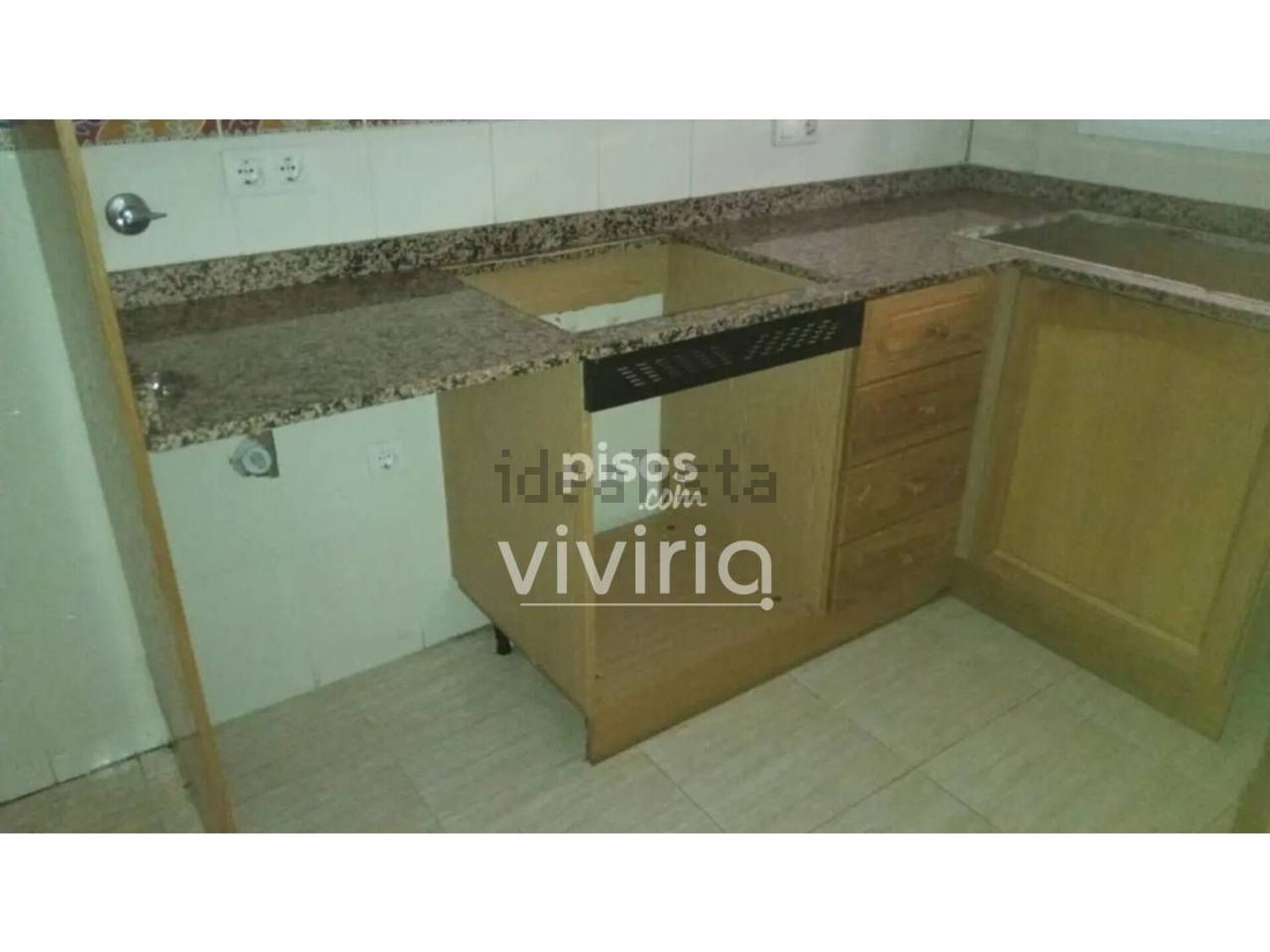 Piso en venta en Calle Amplaries