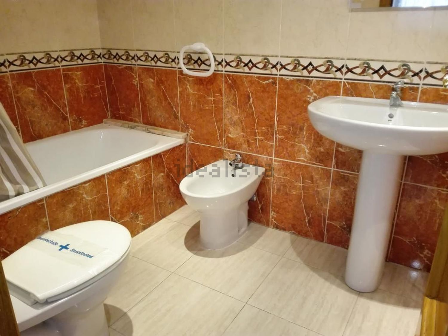 Piso en venta en Calle Amplaries, 23